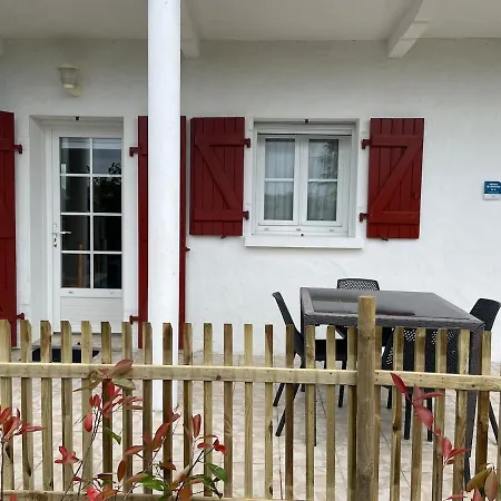 With Mountain View アパート エスプレット